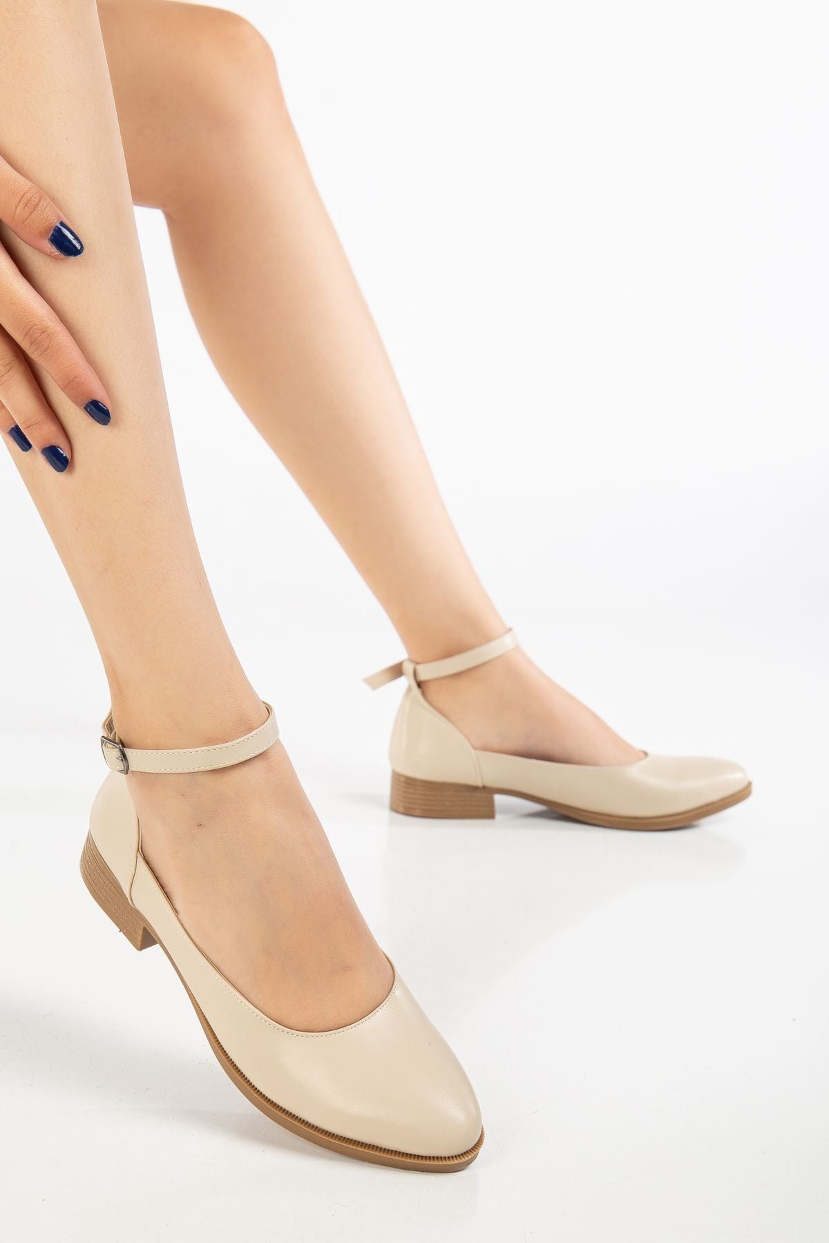 Beta Kısa Topuklu Ayakkabı Bej