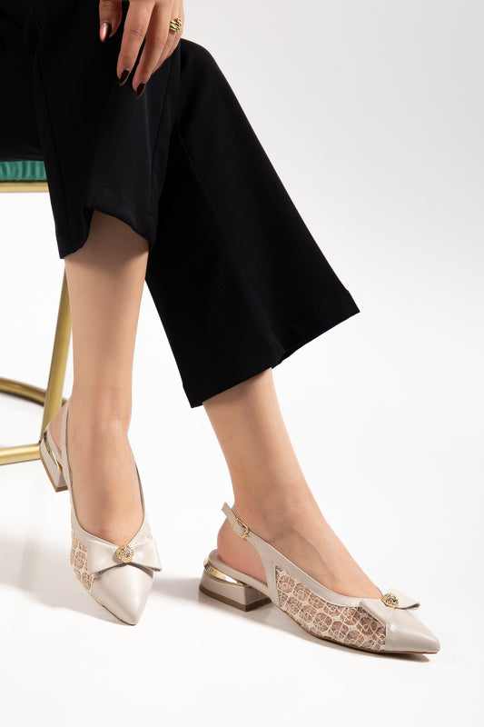 Dail Fiyonklu Kadın Babet