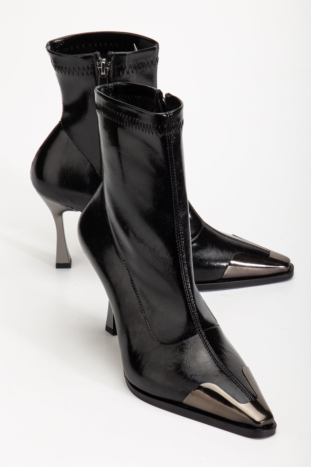 Delina Cilt Topuklu Bot Siyah