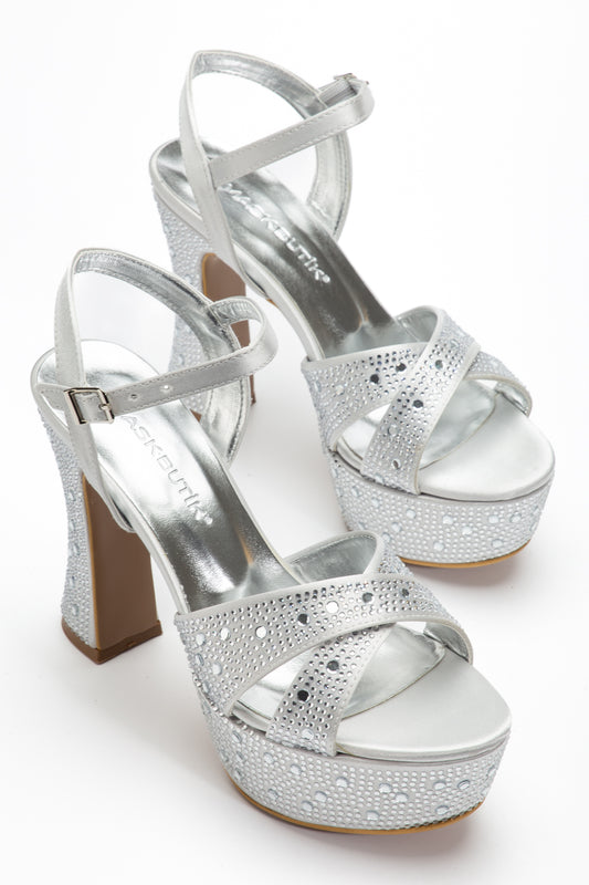 Renata Çift Bant Taşlı Platform Topuklu Ayakkabı