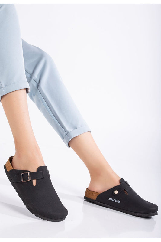 Sandy Önü Kapalı Tokalı Terlik Siyah