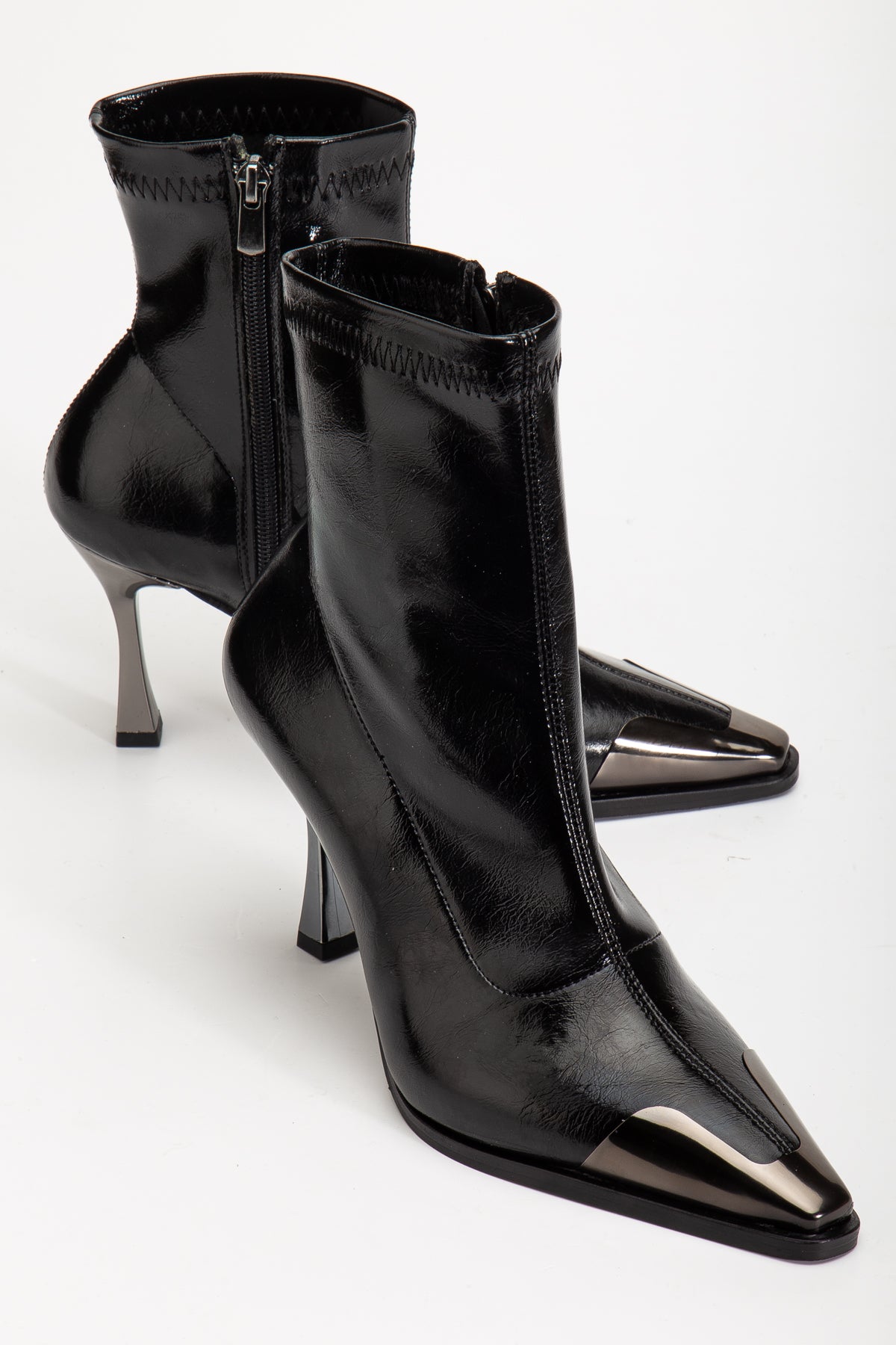 Delina Cilt Topuklu Bot Siyah