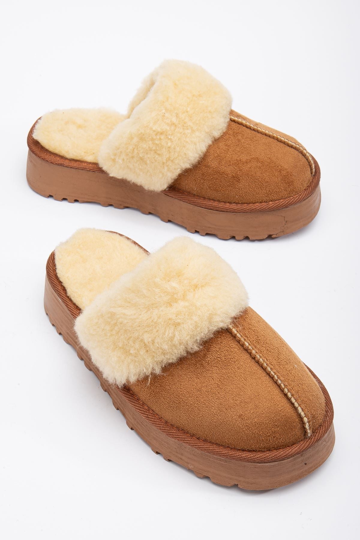Lidya Ugg Slippers Tan